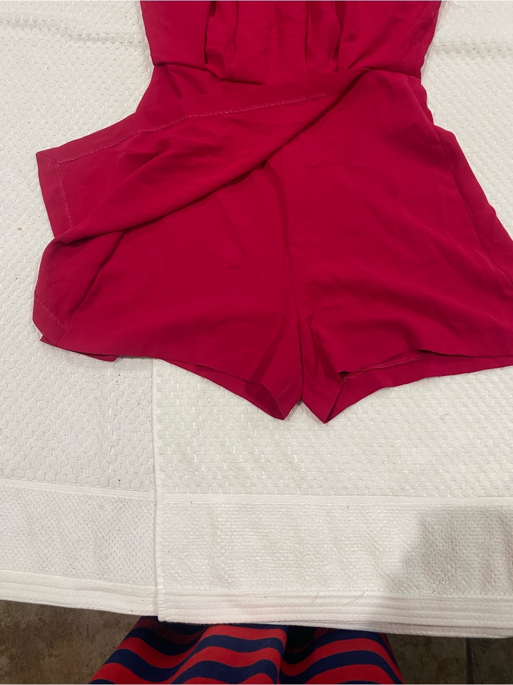 Women’s Red Sleeveless Romper - Picture 3 of 9